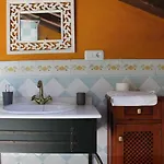 Cabachuelas Villa San Miguel de Valero