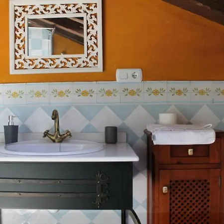 Cabachuelas Villa San Miguel de Valero